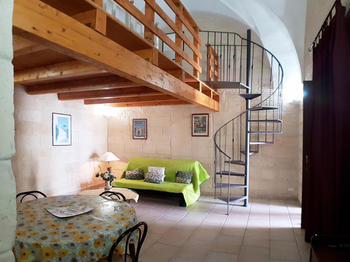 Oikia Vacanze Uggiano la Chiesa Casa Dante Esterno foto