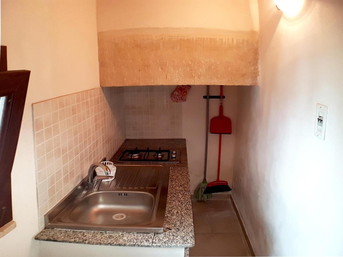 Oikia Vacanze Uggiano la Chiesa Casa Dante Esterno foto