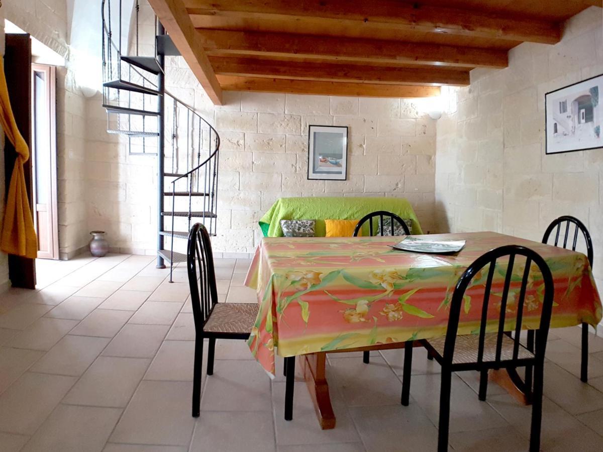 Oikia Vacanze Uggiano la Chiesa Casa Dante Esterno foto